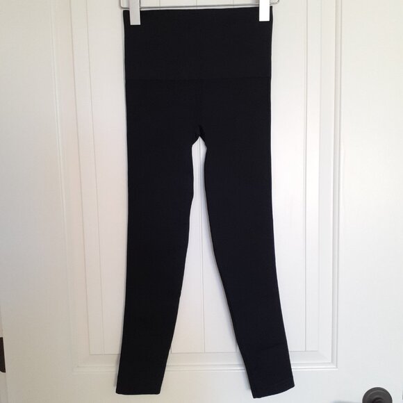 Set of 2 Spanx Look At Me Now Seamless Leggings Black Blue Size M - Picture 8 of 14